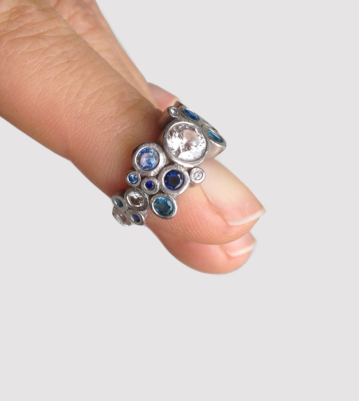 Hammerset Diamond Sapphire Ring