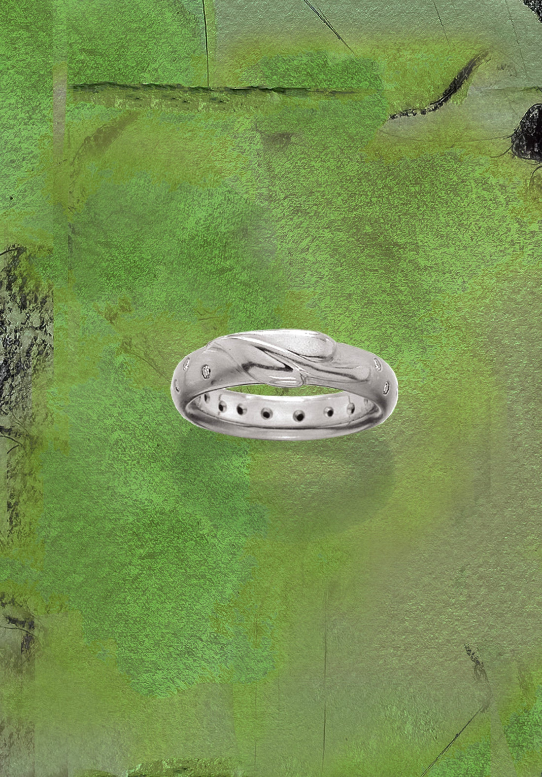 Martha’s Nature-Inspired Wedding Band