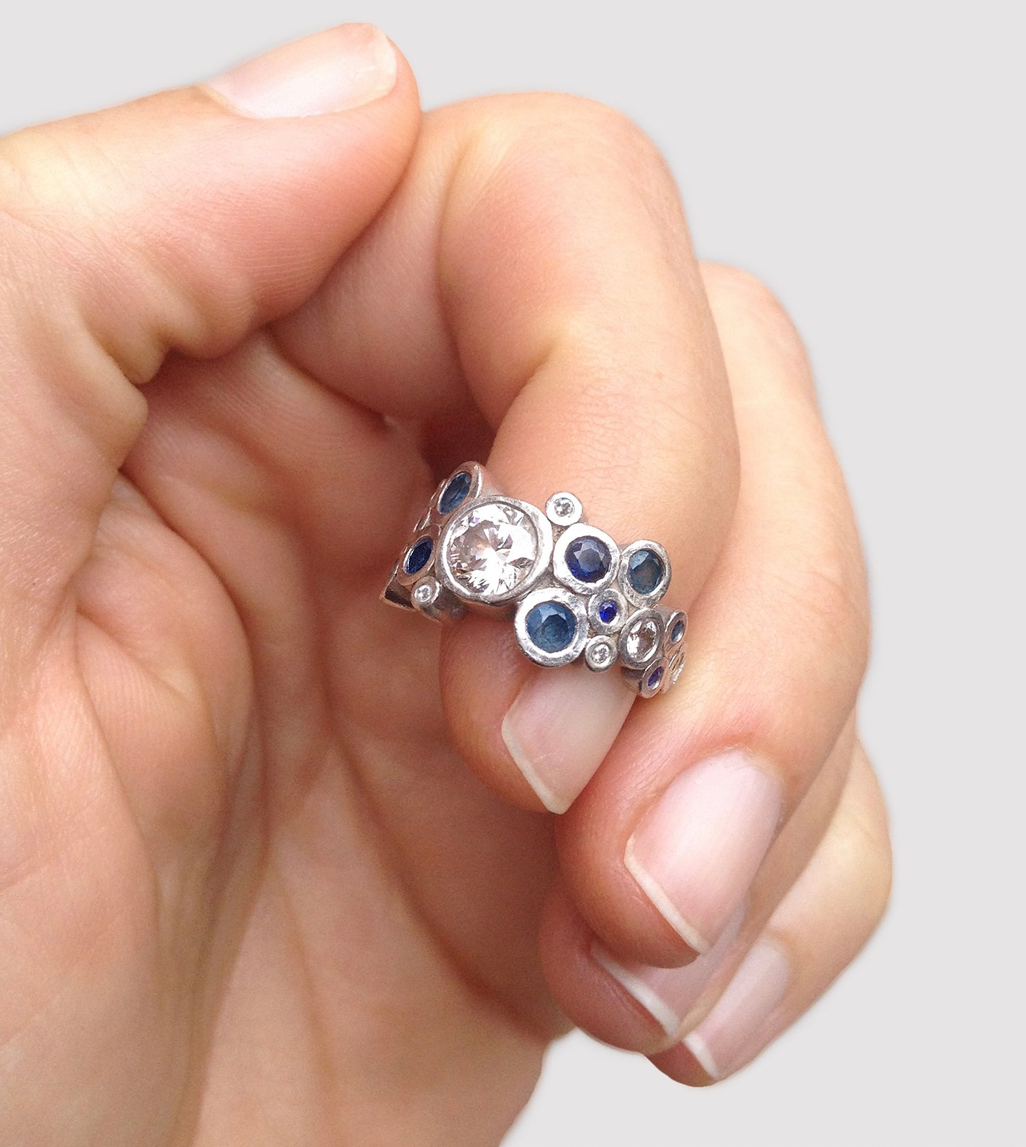 Hammerset Diamond Sapphire Ring