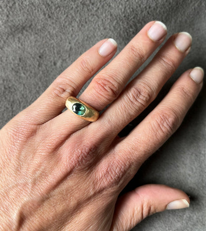 Teal Sapphire Hammered Gold Ring