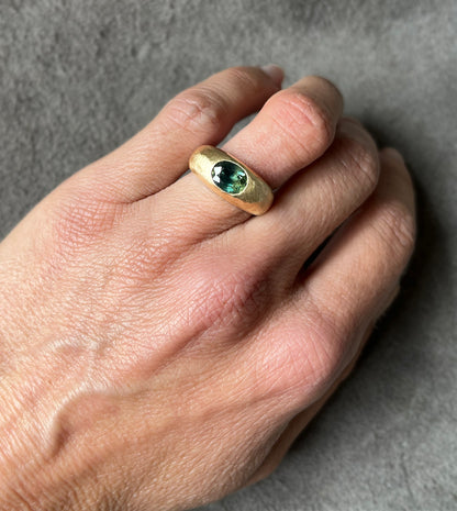 Teal Sapphire Hammered Gold Ring