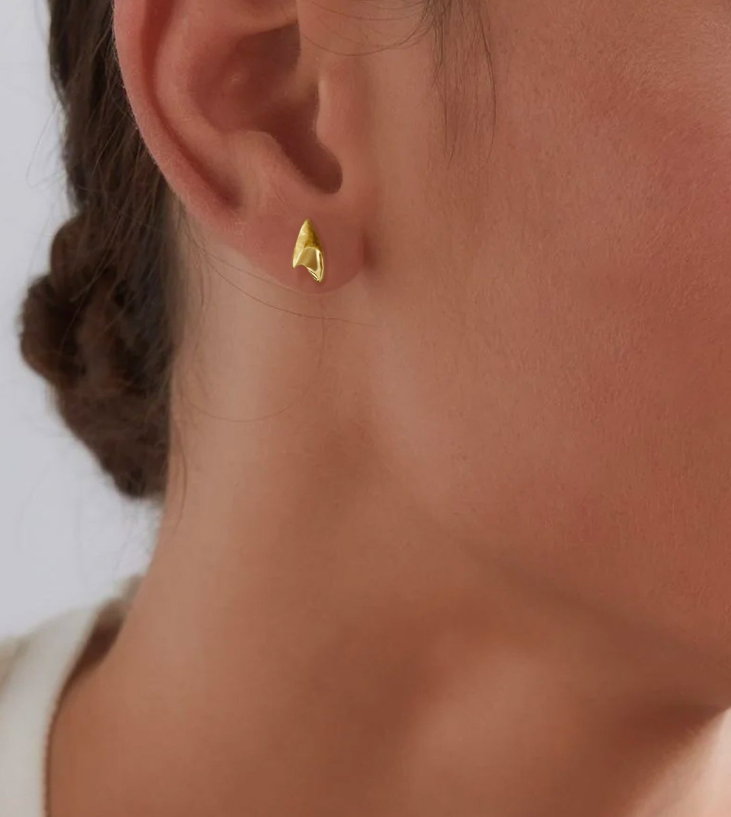 Thorn Stud Earring in Yellow Gold